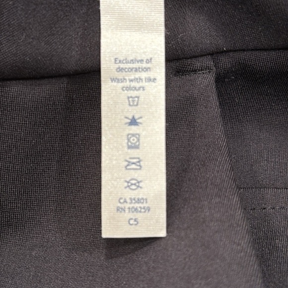 Lululemon NWOT Women’s Trousers - Picture 9 of 9